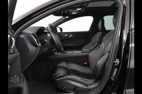 Volvo V60 2.0 T4 R-Design | Panoramadak | Stoelverwarming | Head-Up | Camera | Carplay | Half leder | Adaptive cruise | Navigatie | Memory | Full LED
