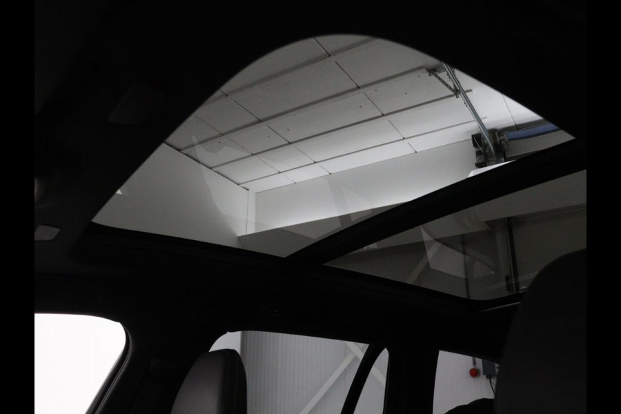 Volvo V60 2.0 T4 R-Design | Panoramadak | Stoelverwarming | Head-Up | Camera | Carplay | Half leder | Adaptive cruise | Navigatie | Memory | Full LED