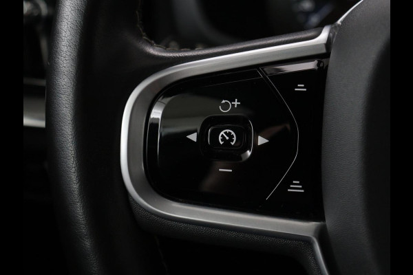 Volvo V60 2.0 T4 R-Design | Panoramadak | Stoelverwarming | Head-Up | Camera | Carplay | Half leder | Adaptive cruise | Navigatie | Memory | Full LED