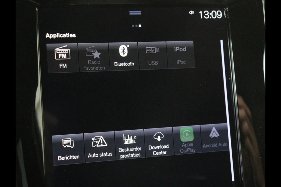 Volvo V60 2.0 T4 R-Design | Panoramadak | Stoelverwarming | Head-Up | Camera | Carplay | Half leder | Adaptive cruise | Navigatie | Memory | Full LED