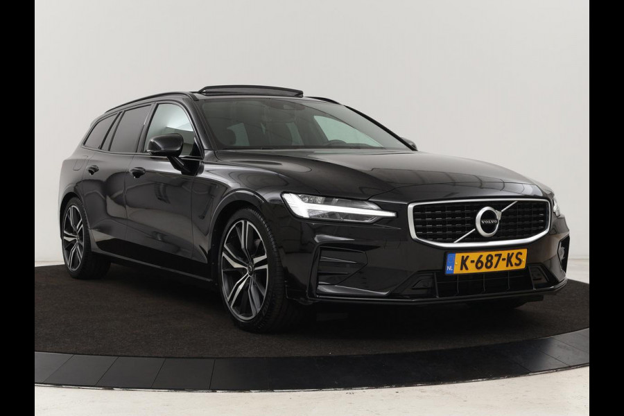 Volvo V60 2.0 T4 R-Design | Panoramadak | Stoelverwarming | Head-Up | Camera | Carplay | Half leder | Adaptive cruise | Navigatie | Memory | Full LED