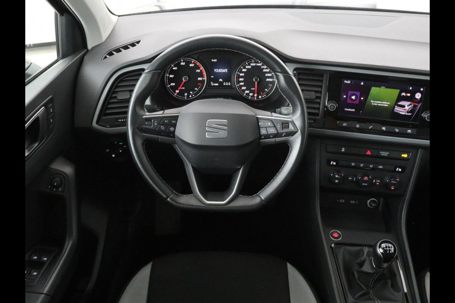 Seat Ateca 1.0 TSI Reference | Carplay | Full LED | Climate control | Parkeerhulp | Cruise control | DAB | Bluetooth