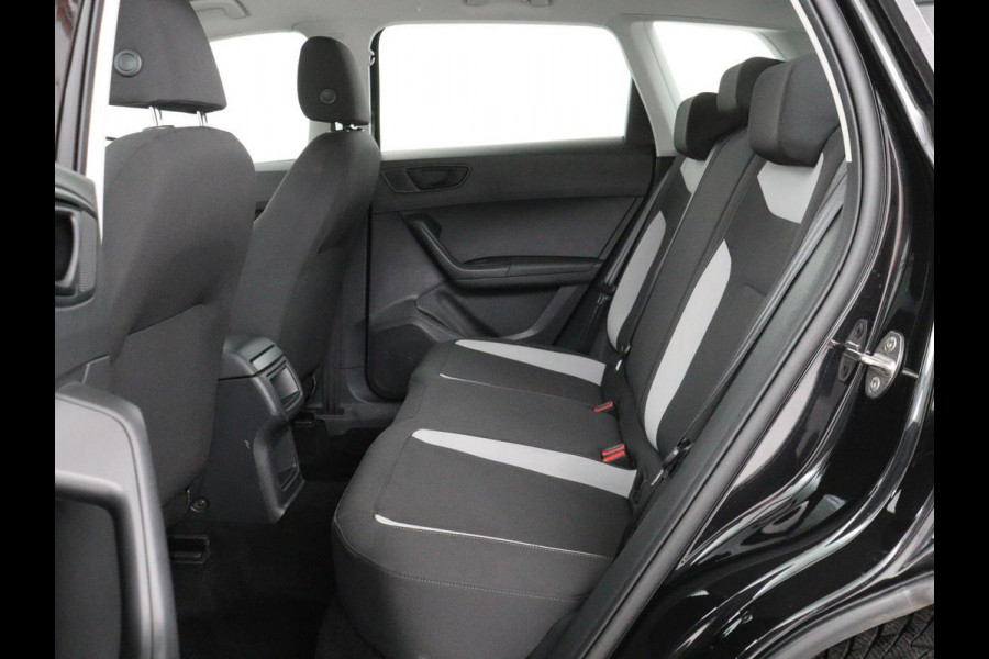 Seat Ateca 1.0 TSI Reference | Carplay | Full LED | Climate control | Parkeerhulp | Cruise control | DAB | Bluetooth