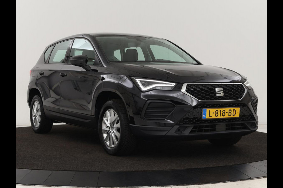 Seat Ateca 1.0 TSI Reference | Carplay | Full LED | Climate control | Parkeerhulp | Cruise control | DAB | Bluetooth