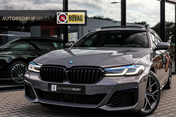 BMW 5 Serie Touring 530e M-SPORT - PANO - TREKHAAK - LASER - HARMAN - VOL!!!