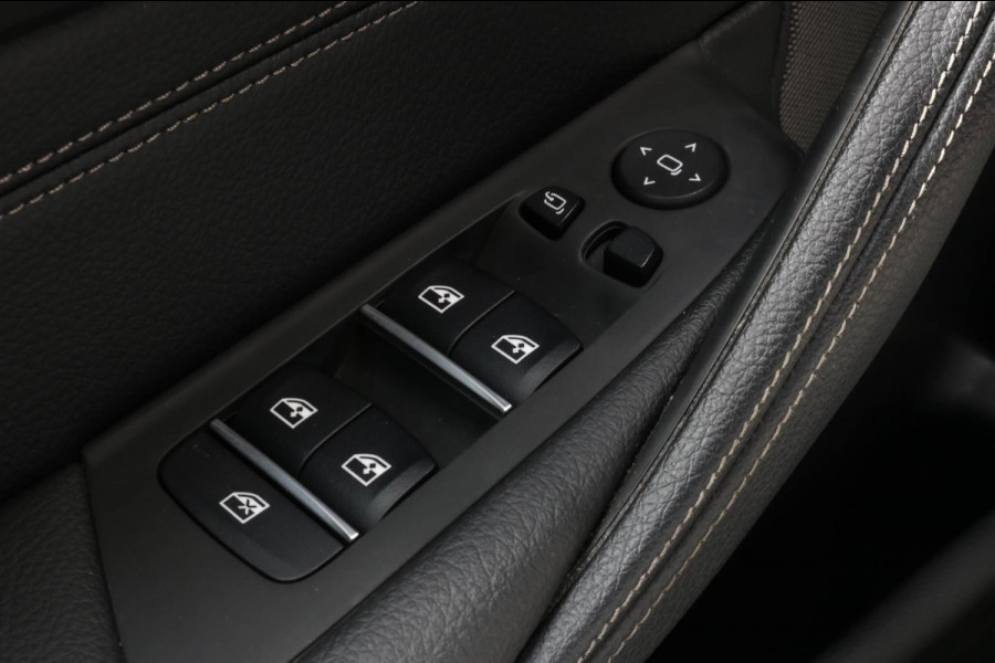 BMW 5 Serie Touring 530e M-SPORT - PANO - TREKHAAK - LASER - HARMAN - VOL!!!
