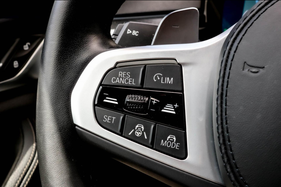 BMW 5 Serie Touring 530e M-SPORT - PANO - TREKHAAK - LASER - HARMAN - VOL!!!