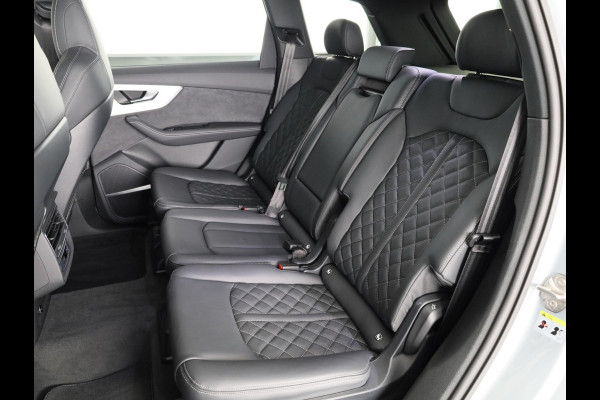 Audi Q7 55 TFSI e quattro Pro Line S 394pk Panoramadak, comfortsleutel, trekhaak, optiekpakket zwart plus, Bang&Olufsen soundsysteem, assistentiepakket tour, assistentiepakket parking plus