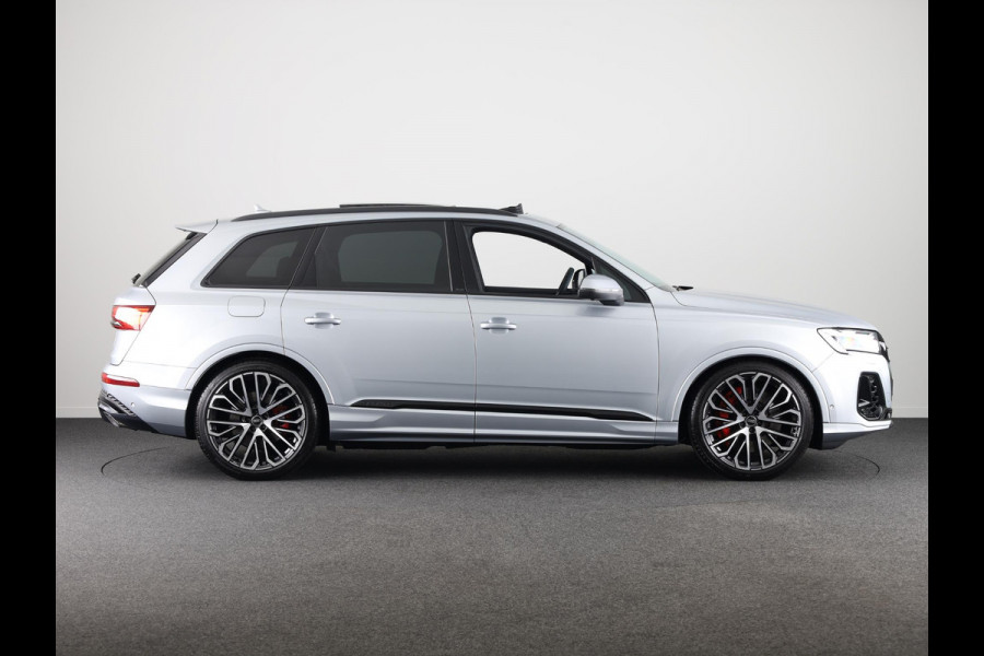 Audi Q7 55 TFSI e quattro Pro Line S 394pk Panoramadak, comfortsleutel, trekhaak, optiekpakket zwart plus, Bang&Olufsen soundsysteem, assistentiepakket tour, assistentiepakket parking plus