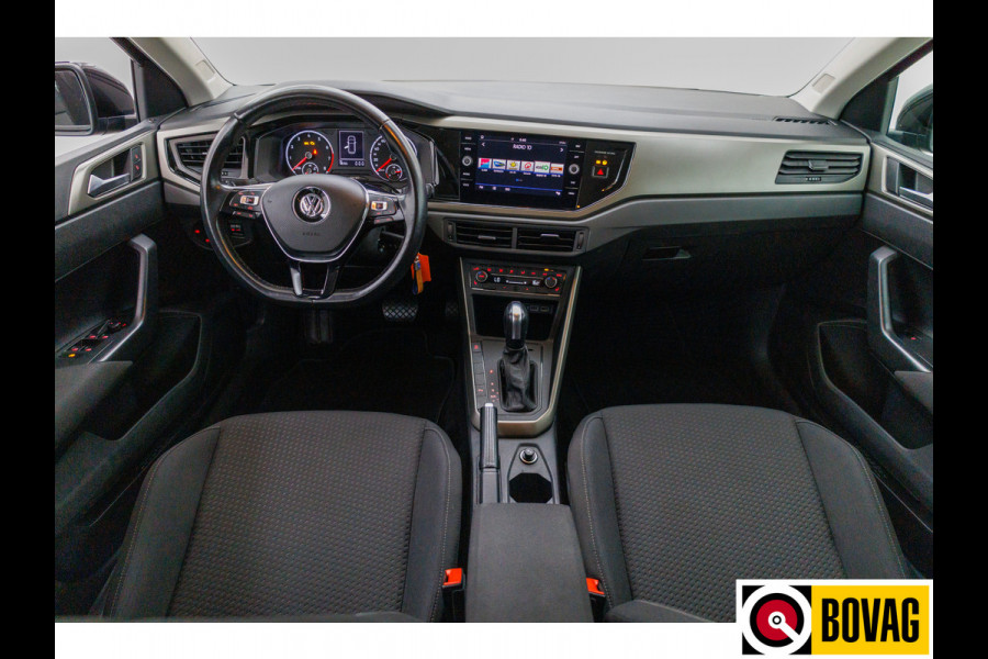 Volkswagen Polo 1.0 TSI Highline Automaat 96 PK Stoelverwarming | Full map Navigatie | Apple Carplay | PDC | 16 inch velgen | Licht en Zicht pakket, Extra getint glas achter