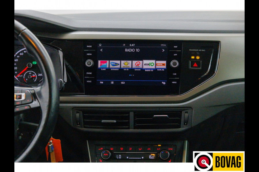 Volkswagen Polo 1.0 TSI Highline Automaat 96 PK Stoelverwarming | Full map Navigatie | Apple Carplay | PDC | 16 inch velgen | Licht en Zicht pakket, Extra getint glas achter