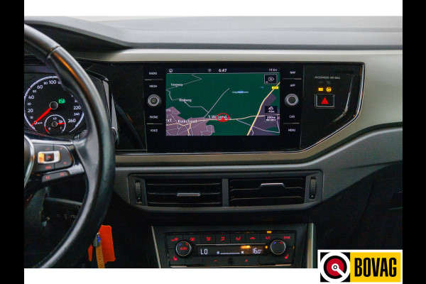 Volkswagen Polo 1.0 TSI Highline Automaat 96 PK Stoelverwarming | Full map Navigatie | Apple Carplay | PDC | 16 inch velgen | Licht en Zicht pakket, Extra getint glas achter