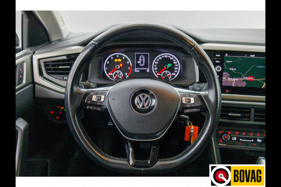 Volkswagen Polo 1.0 TSI Highline Automaat 96 PK Stoelverwarming | Full map Navigatie | Apple Carplay | PDC | 16 inch velgen | Licht en Zicht pakket, Extra getint glas achter