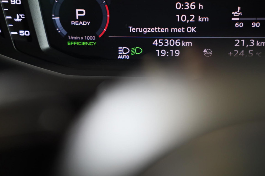 Audi A1 SPORTBACK 40 TFSI S Line / 200 Pk / AUT / ACC / Lane Assist / Camera / Virtual Cockpit / B&O / APPLE CARPLAY / MATRIX
