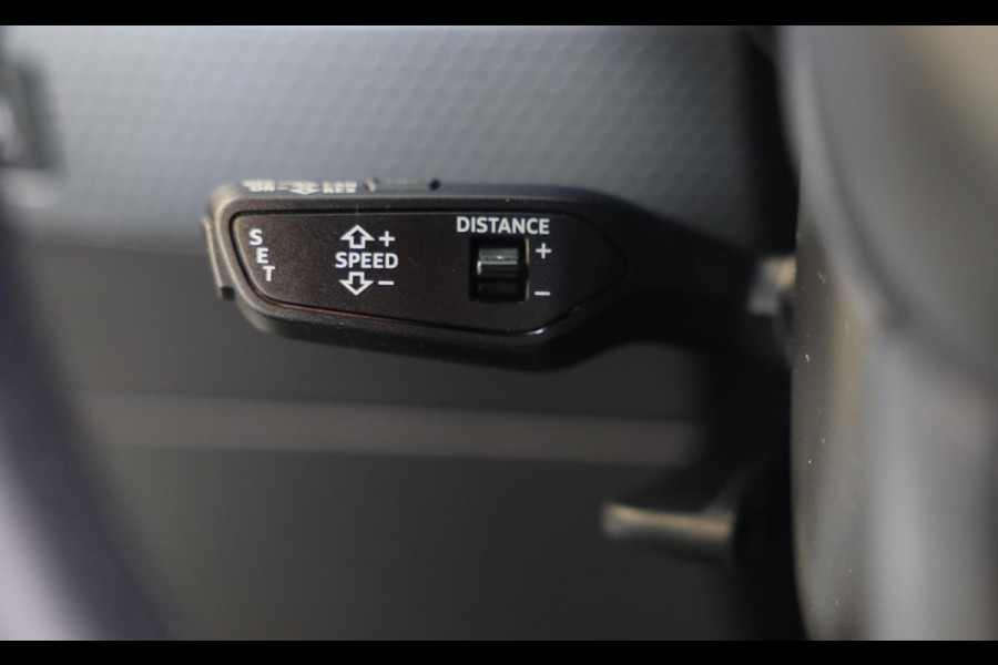 Audi A1 SPORTBACK 40 TFSI S Line / 200 Pk / AUT / ACC / Lane Assist / Camera / Virtual Cockpit / B&O / APPLE CARPLAY / MATRIX