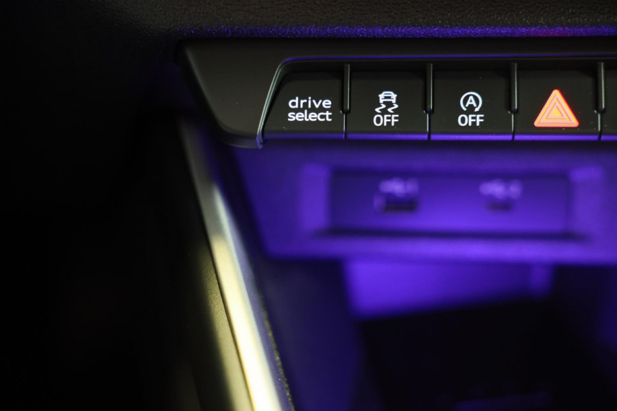 Audi A1 SPORTBACK 40 TFSI S Line / 200 Pk / AUT / ACC / Lane Assist / Camera / Virtual Cockpit / B&O / APPLE CARPLAY / MATRIX