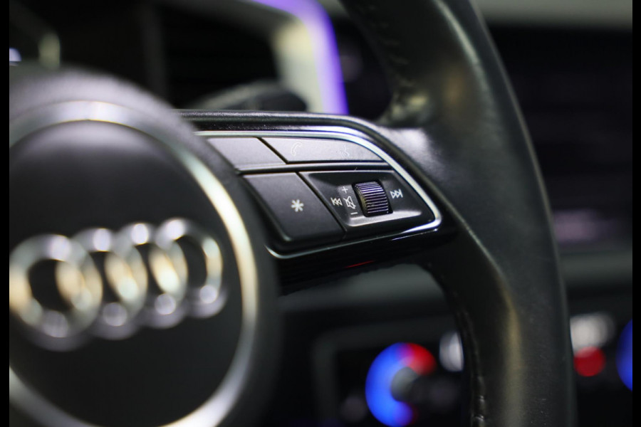 Audi A1 SPORTBACK 40 TFSI S Line / 200 Pk / AUT / ACC / Lane Assist / Camera / Virtual Cockpit / B&O / APPLE CARPLAY / MATRIX