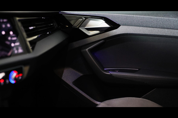 Audi A1 SPORTBACK 40 TFSI S Line / 200 Pk / AUT / ACC / Lane Assist / Camera / Virtual Cockpit / B&O / APPLE CARPLAY / MATRIX