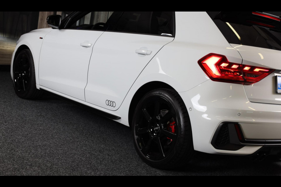 Audi A1 SPORTBACK 40 TFSI S Line / 200 Pk / AUT / ACC / Lane Assist / Camera / Virtual Cockpit / B&O / APPLE CARPLAY / MATRIX