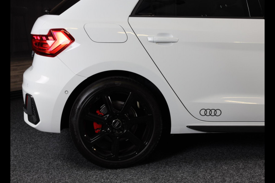 Audi A1 SPORTBACK 40 TFSI S Line / 200 Pk / AUT / ACC / Lane Assist / Camera / Virtual Cockpit / B&O / APPLE CARPLAY / MATRIX