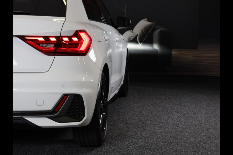 Audi A1 SPORTBACK 40 TFSI S Line / 200 Pk / AUT / ACC / Lane Assist / Camera / Virtual Cockpit / B&O / APPLE CARPLAY / MATRIX