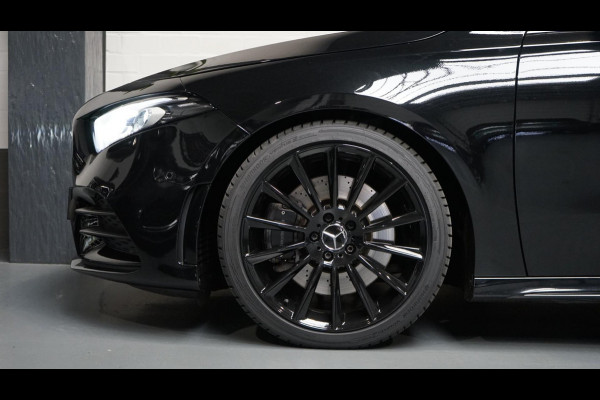 Mercedes-Benz A-Klasse A250 AMG 4MATIC 360CAMERA-ACC-AMBIANCE-BURMESTER-CARPLAY-LEDER-MBUX-MULTIBEAM-PANORAMA