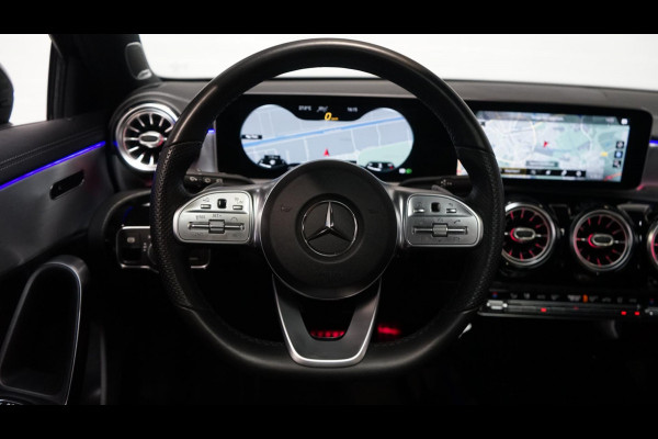 Mercedes-Benz A-Klasse A250 AMG 4MATIC 360CAMERA-ACC-AMBIANCE-BURMESTER-CARPLAY-LEDER-MBUX-MULTIBEAM-PANORAMA