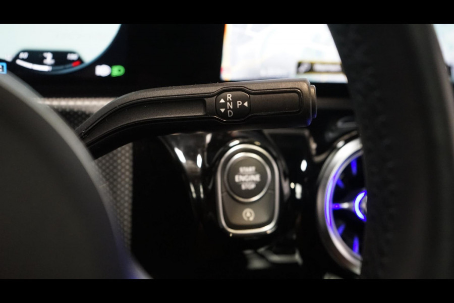 Mercedes-Benz A-Klasse A250 AMG 4MATIC 360CAMERA-ACC-AMBIANCE-BURMESTER-CARPLAY-LEDER-MBUX-MULTIBEAM-PANORAMA