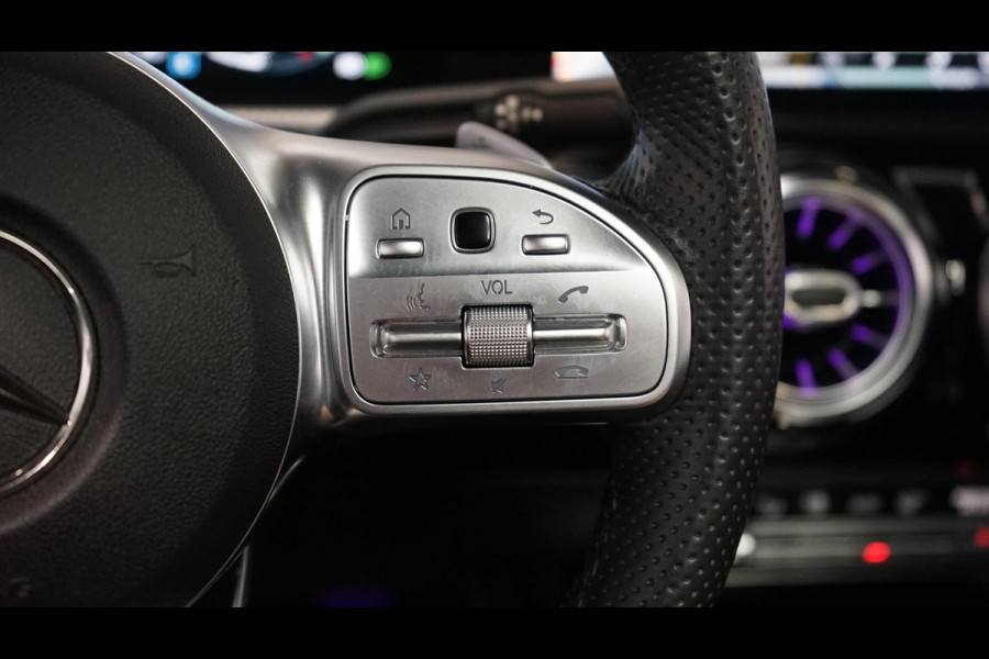 Mercedes-Benz A-Klasse A250 AMG 4MATIC 360CAMERA-ACC-AMBIANCE-BURMESTER-CARPLAY-LEDER-MBUX-MULTIBEAM-PANORAMA