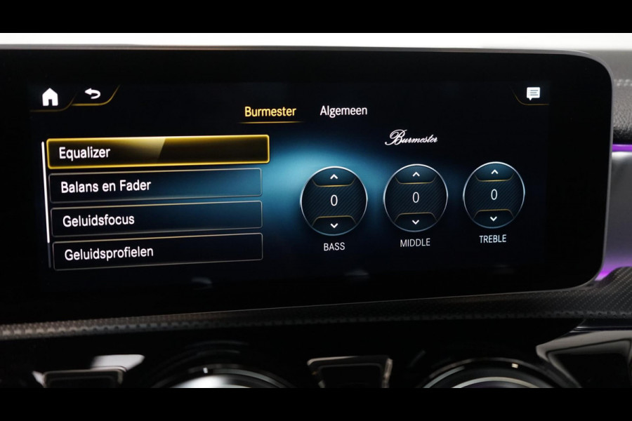 Mercedes-Benz A-Klasse A250 AMG 4MATIC 360CAMERA-ACC-AMBIANCE-BURMESTER-CARPLAY-LEDER-MBUX-MULTIBEAM-PANORAMA