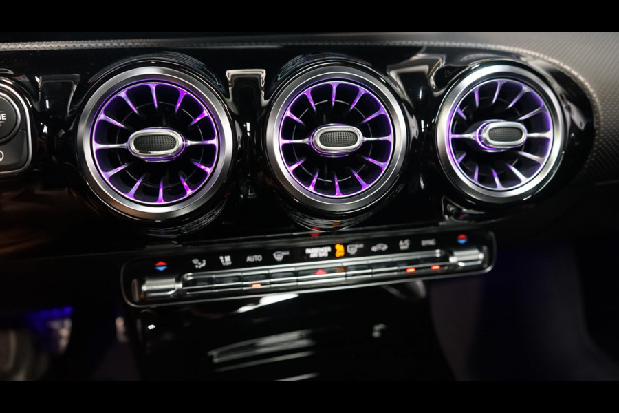 Mercedes-Benz A-Klasse A250 AMG 4MATIC 360CAMERA-ACC-AMBIANCE-BURMESTER-CARPLAY-LEDER-MBUX-MULTIBEAM-PANORAMA