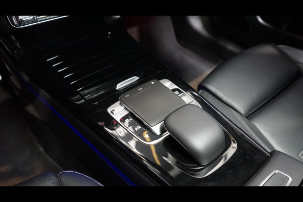 Mercedes-Benz A-Klasse A250 AMG 4MATIC 360CAMERA-ACC-AMBIANCE-BURMESTER-CARPLAY-LEDER-MBUX-MULTIBEAM-PANORAMA