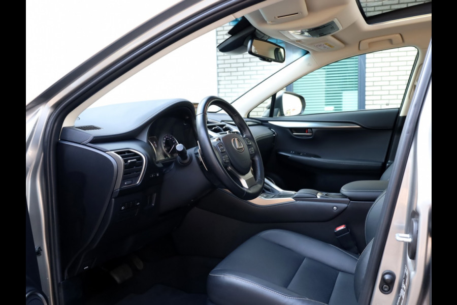 Lexus NX 300h AWD Luxury Line | Schuifdak | Safety Pack | Premium Audio