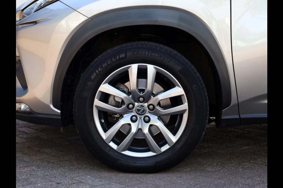 Lexus NX 300h AWD Luxury Line | Schuifdak | Safety Pack | Premium Audio