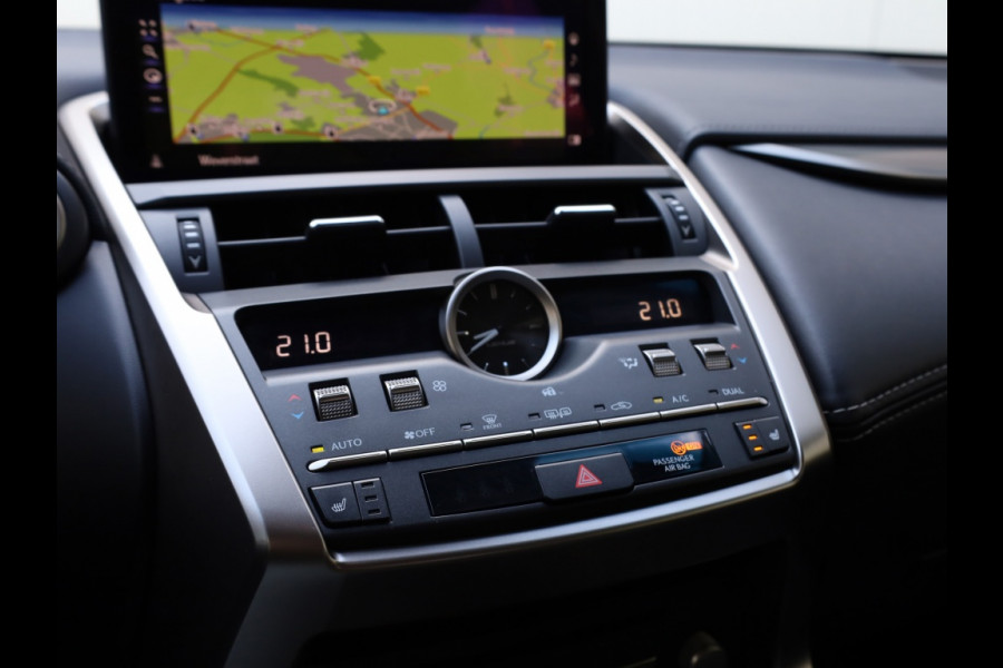 Lexus NX 300h AWD Luxury Line | Schuifdak | Safety Pack | Premium Audio