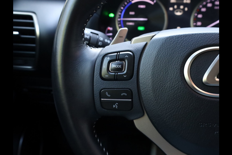Lexus NX 300h AWD Luxury Line | Schuifdak | Safety Pack | Premium Audio