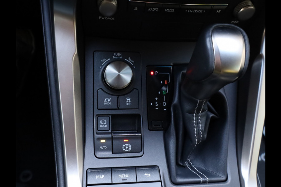 Lexus NX 300h AWD Luxury Line | Schuifdak | Safety Pack | Premium Audio