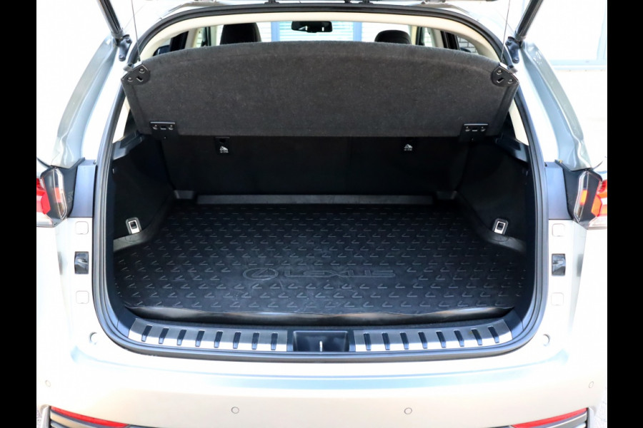 Lexus NX 300h AWD Luxury Line | Schuifdak | Safety Pack | Premium Audio