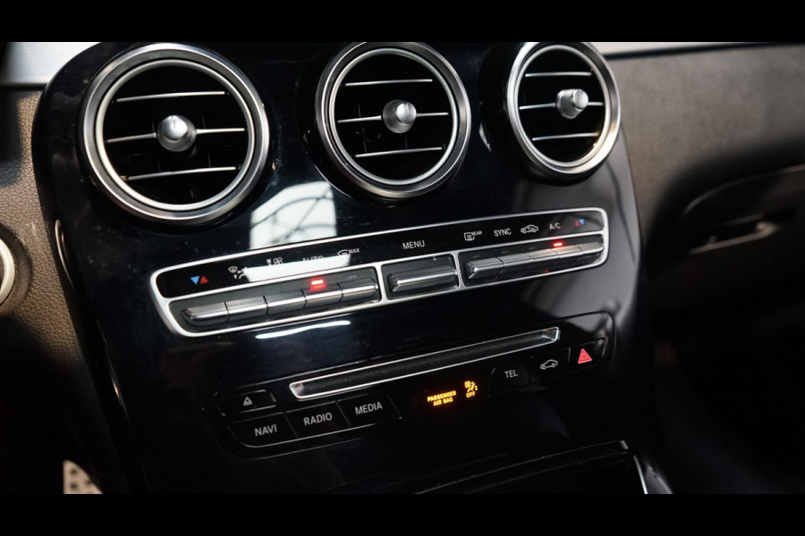 Mercedes-Benz GLC Coupé 43 AMG 4MATIC 360 CAMERA-BURMESTER-SCHAALSTOELEN-LUCHTVERING-PANORAMA-WINTER