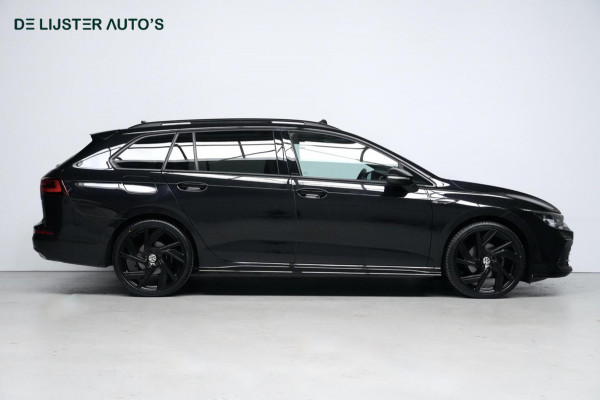 Volkswagen GOLF Variant 1.5 eTSI 2x R-Line Automaat | Pano-dak | CarPlay | Acc | Stoel + Stuur verwarmd | Camera | Led | Sfeer | Pdc |