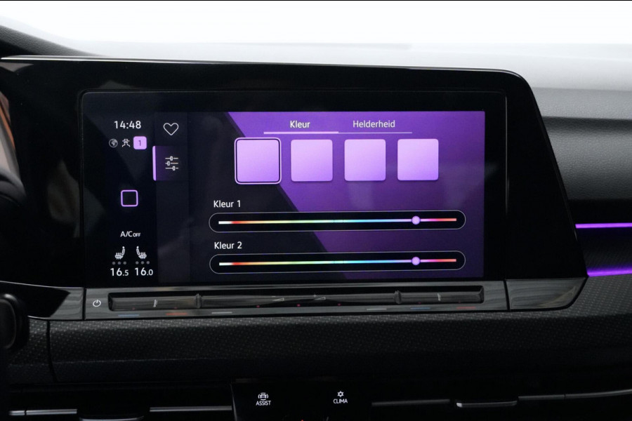 Volkswagen GOLF Variant 1.5 eTSI 2x R-Line Automaat | Pano-dak | CarPlay | Acc | Stoel + Stuur verwarmd | Camera | Led | Sfeer | Pdc |