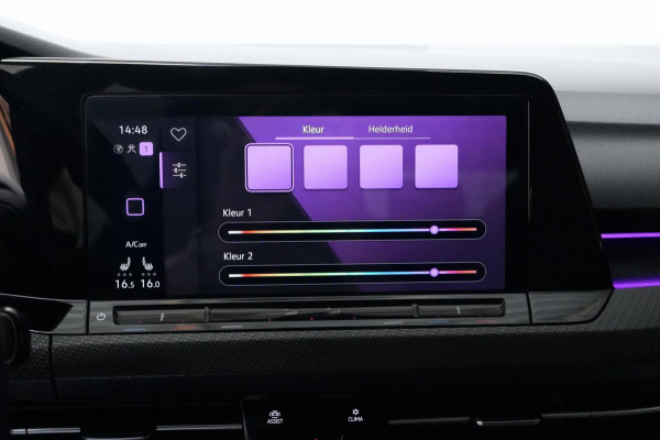 Volkswagen GOLF Variant 1.5 eTSI 2x R-Line Automaat | Pano-dak | CarPlay | Acc | Stoel + Stuur verwarmd | Camera | Led | Sfeer | Pdc |
