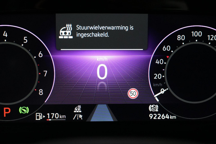 Volkswagen GOLF Variant 1.5 eTSI 2x R-Line Automaat | Pano-dak | CarPlay | Acc | Stoel + Stuur verwarmd | Camera | Led | Sfeer | Pdc |