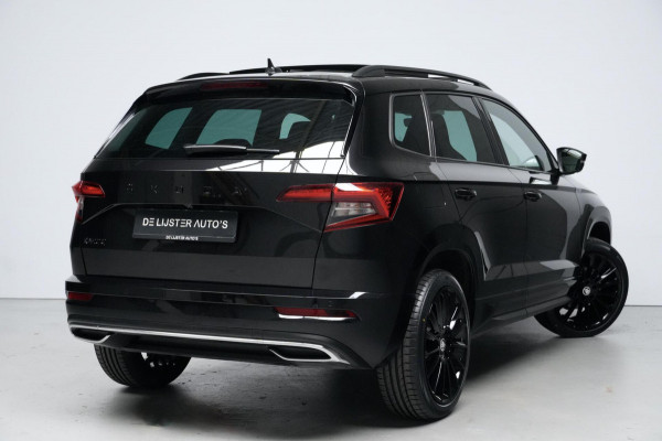 Škoda Karoq 1.5 TSI ACT Sportline Automaat | Pano-dak | Virtual | CarPlay | Acc | Camera | Stoel + Stuur verwarmd | Pdc | Sfeer |