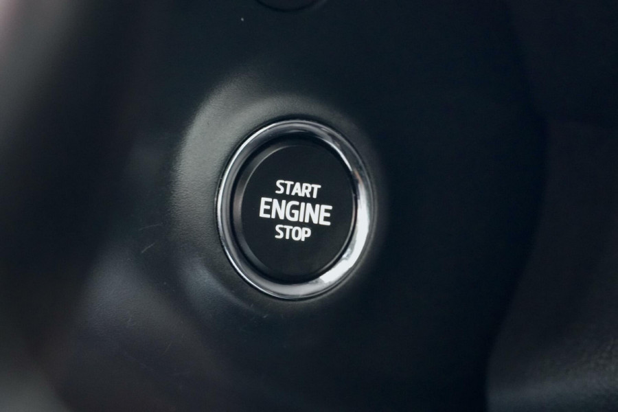 Škoda Karoq 1.5 TSI ACT Sportline Automaat | Pano-dak | Virtual | CarPlay | Acc | Camera | Stoel + Stuur verwarmd | Pdc | Sfeer |