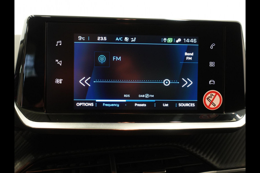 Peugeot 208 1.2 PureTech 100pk Aut. Allure Pack Navigatie Apple Carplay/Android Auto Camera Parkeersensor achter Cruise Control Virtual Cockpit Climate Control Getinte ramen