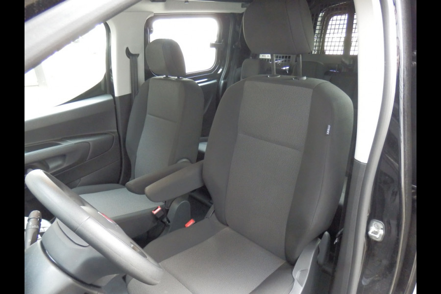 Fiat Doblò L2 50 kWh | Dubbele Cabine | 5-zits | Multi-Laadruimte |