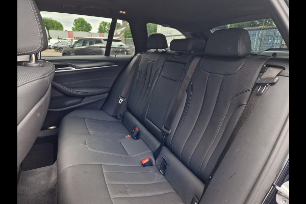 BMW 5 Serie Touring 530e /Laser /Pano /HUD /Garantie