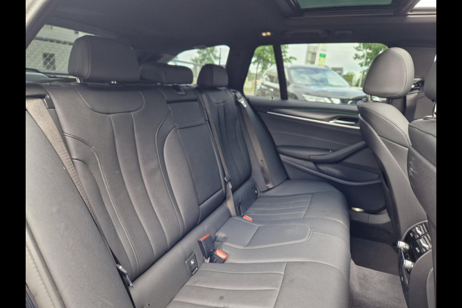 BMW 5 Serie Touring 530e /Laser /Pano /HUD /Garantie