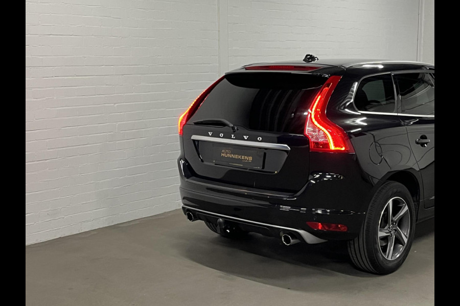 Volvo XC60 2.0 T5 FWD R-Design | Trekhaak | Adapt. cruise control | Stoel/stuurverwarming | Camera | Navigatie